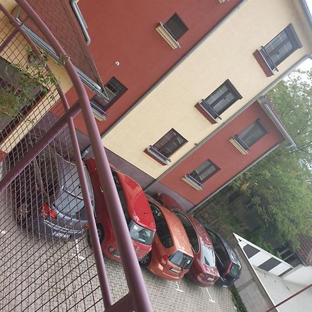 Lux Apartman Čačak 외부 사진